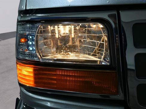 Used 1993 Ford Bronco AWD/4WD image 20