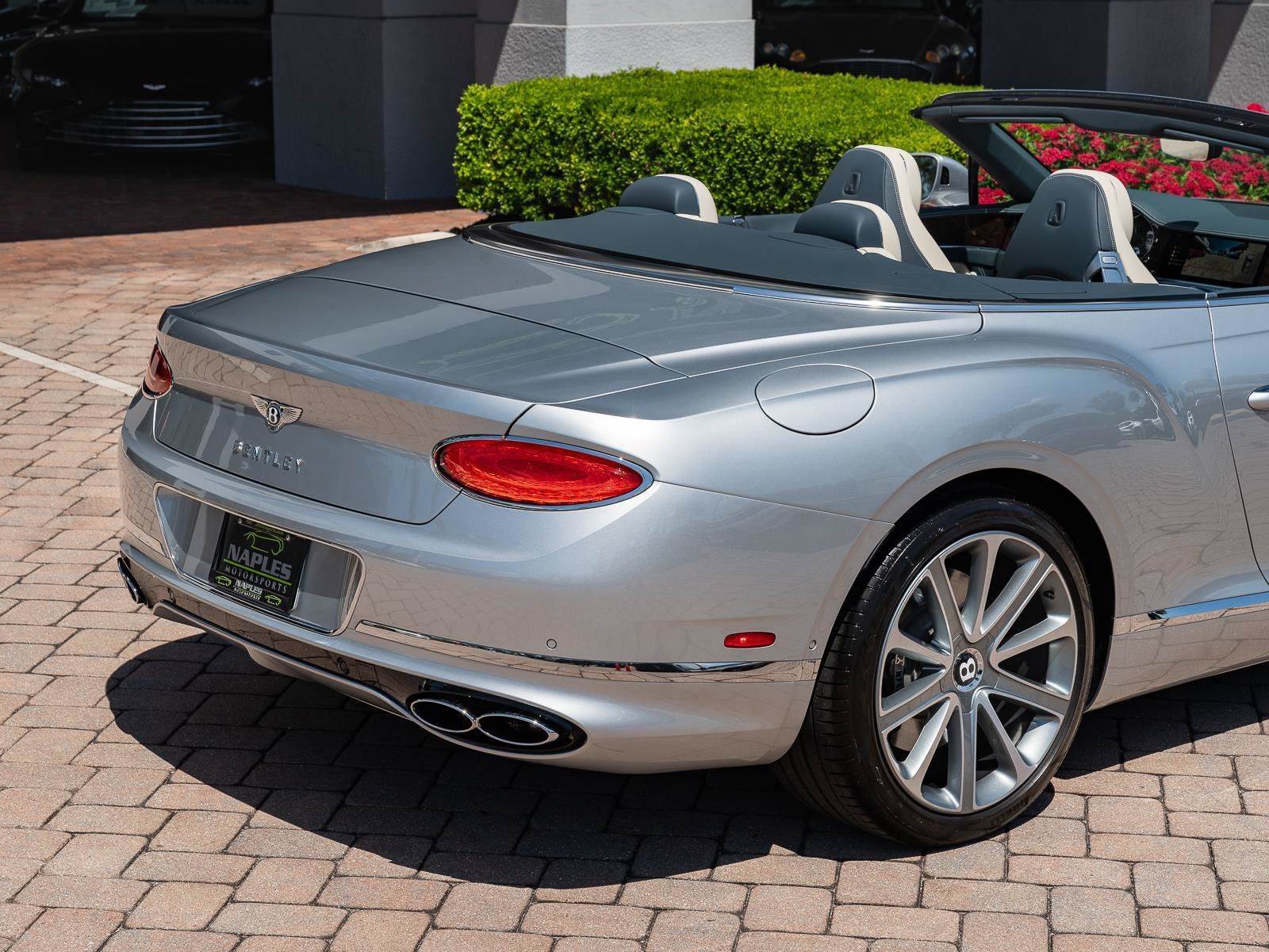 Used 2022 Bentley Continental GT AWD/4WD image 57