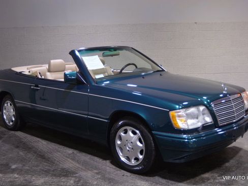 Used 1995 Mercedes-Benz E 320 Convertible image 41