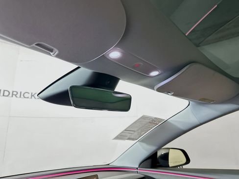 Used 2025 Tesla Model 3 Long Range image 18