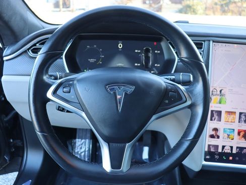 Used 2016 Tesla Model S 85D image 26