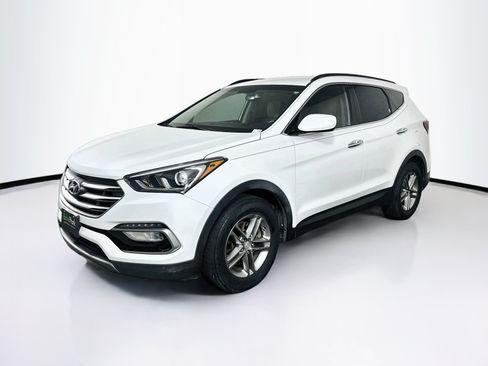Used 2017 Hyundai Santa Fe Sport FWD image 3