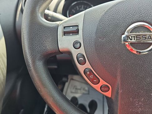 Used 2015 Nissan Rogue S w/ Convenience Package FWD image 18
