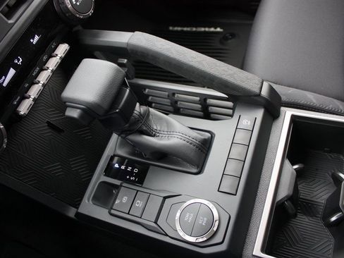 New 2026 Toyota Tacoma SR5 RWD image 18