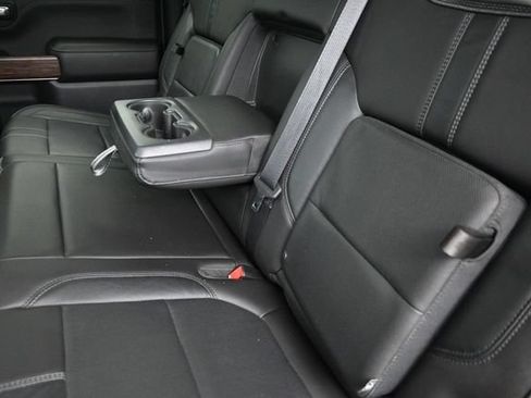Used 2019 Chevrolet Silverado 1500 High Country w/ High Country Premium Package AWD/4WD image 19