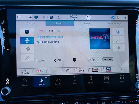 Used 2024 Jeep Grand Wagoneer L 4WD image 19