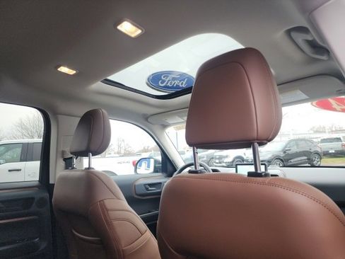 New 2024 Ford Bronco Sport Outer Banks w/ Tech Package image 28