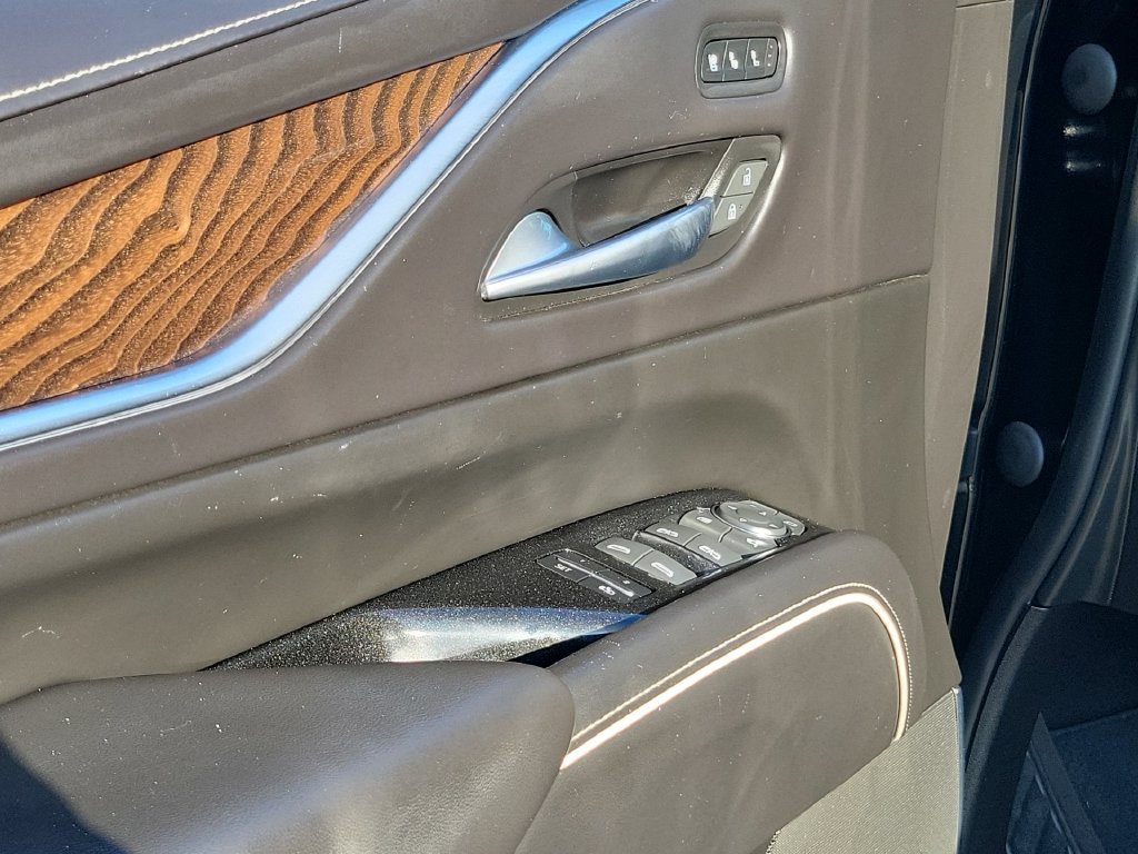 Certified 2023 Cadillac Escalade Sport Platinum AWD/4WD image 23