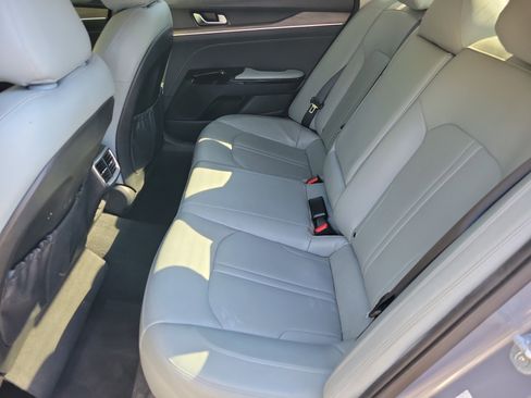 Used 2023 Kia K5 EX image 10