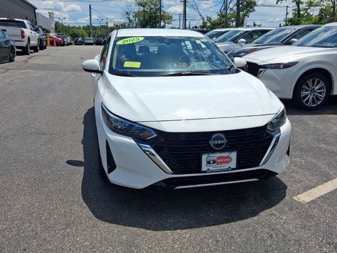 Used 2025 Nissan Sentra SV w/ All-Weather Package FWD image 4