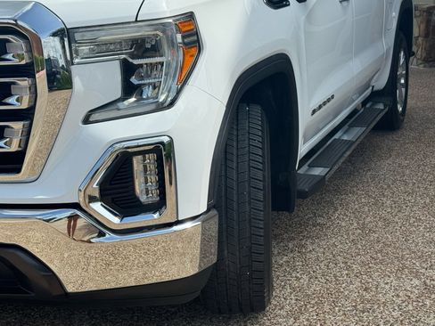 Used 2019 GMC Sierra 1500 SLT RWD image 3