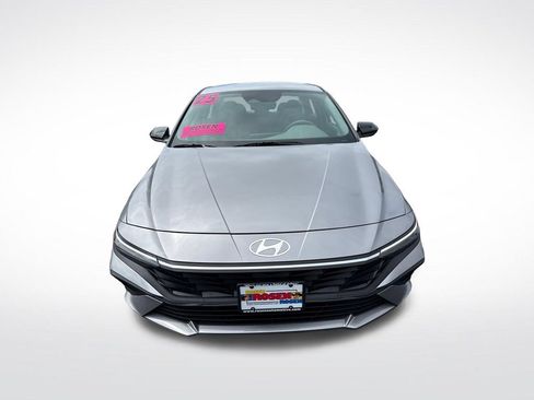 Used 2025 Hyundai Elantra Sport FWD image 8