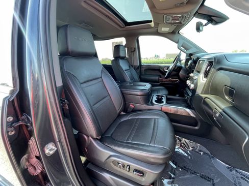 Used 2020 GMC Sierra 2500 Denali w/ Denali Ultimate Package AWD/4WD image 17