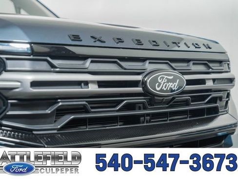 New 2026 Ford Expedition Tremor image 15