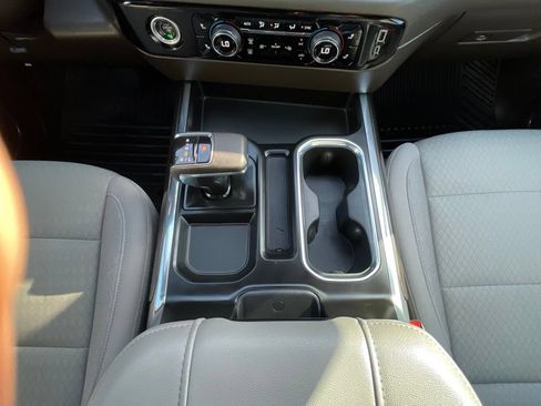 Used 2023 Chevrolet Silverado 1500 LT RWD image 19
