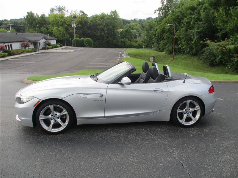 Used 2011 BMW Z4 sDrive30i RWD image 4