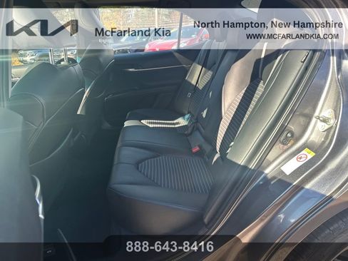 Used 2019 Toyota Camry SE image 19
