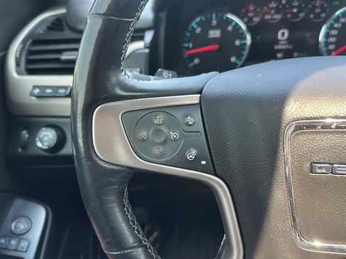 Used 2018 GMC Yukon Denali w/ Denali Ultimate Package AWD/4WD image 17