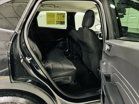 Used 2025 Ford Escape Active image 27