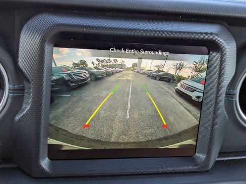 Used 2023 Jeep Wrangler Unlimited Rubicon 4xe w/ Safety Group image 26