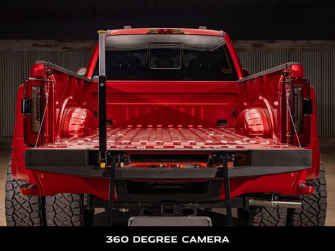 Used 2025 Ford F350 Platinum image 9