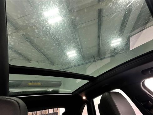 Used 2019 Porsche Macan Base image 20