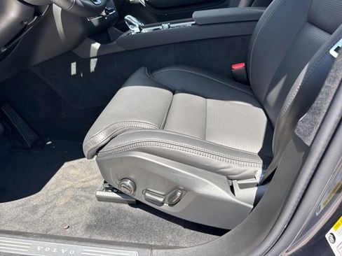 New 2026 Volvo XC90 B6 Ultra w/ Lounge Package image 12