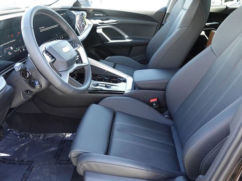 Used 2025 Audi Q5 Prestige AWD/4WD image 12