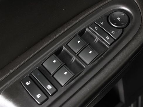 Used 2016 Chevrolet Traverse LT AWD/4WD image 23