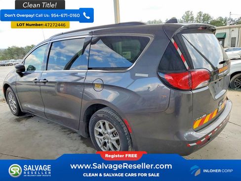 Used 2021 Chrysler Voyager Lxi image 3