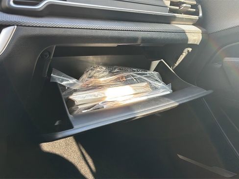 Used 2023 Kia Sportage LX image 30