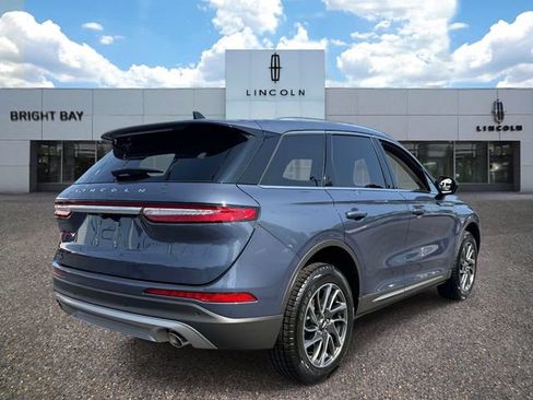 Certified 2022 Lincoln Corsair AWD w/ Equipment Group 101A image 5