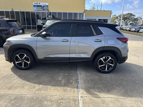 Used 2023 Chevrolet TrailBlazer RS image 21