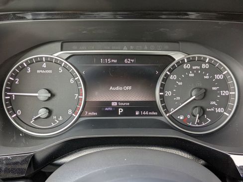 New 2025 Nissan Pathfinder SV w/ SV Premium Package AWD/4WD image 18