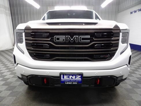 Used 2022 GMC Sierra 1500 AT4X image 47