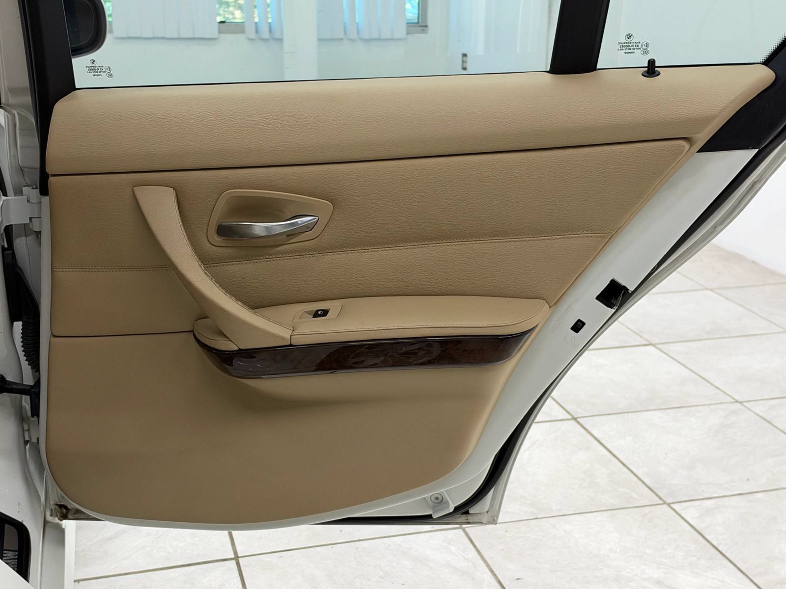 Used 2010 BMW 328i Sedan RWD image 19
