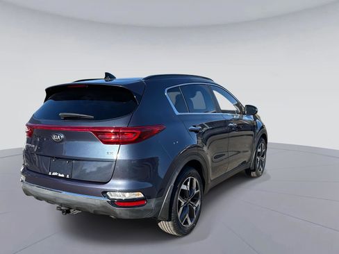 Used 2022 Kia Sportage EX image 4