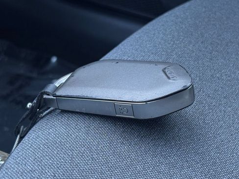 Used 2025 Kia K4 FWD image 23