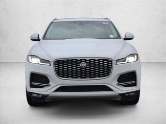 Used 2022 Jaguar F-PACE S video 2