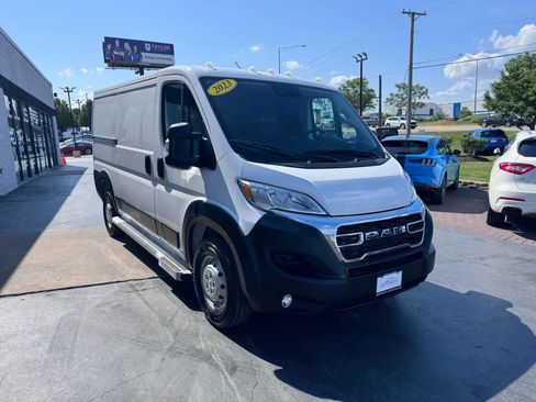 Used 2023 RAM ProMaster 2500 image 8