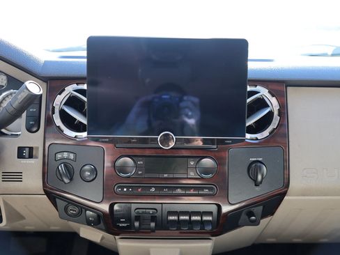 Used 2008 Ford F250 Lariat image 40