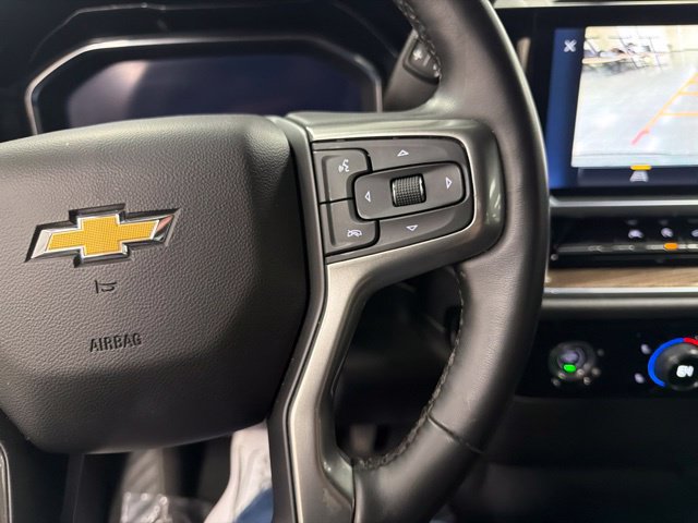 Used 2023 Chevrolet Silverado 1500 LT AWD/4WD image 21