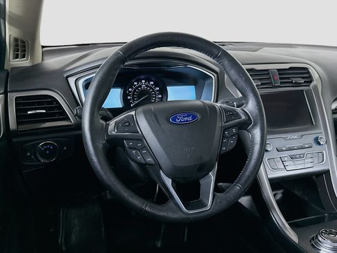 Used 2020 Ford Fusion SEL FWD image 18