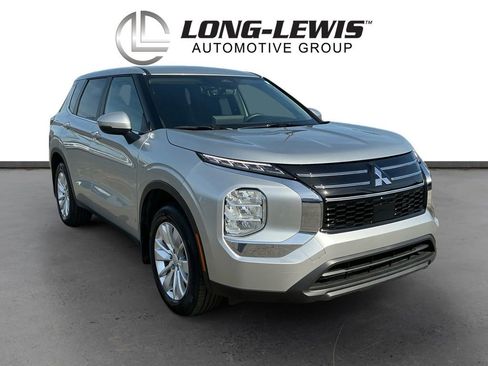 Used 2025 Mitsubishi Outlander Sport ES AWD/4WD image 10