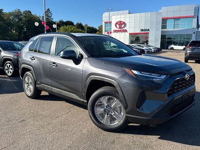 New 2025 Toyota RAV4 LE