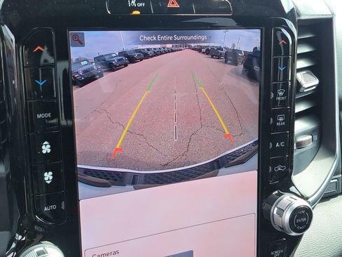 New 2026 RAM 1500 Big Horn AWD/4WD image 9