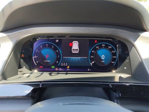 New 2025 Volkswagen Atlas Cross Sport SE image 42