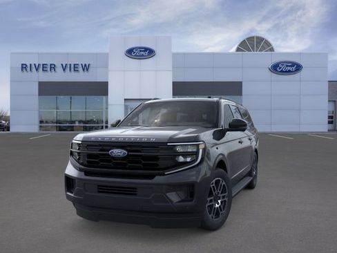 New 2026 Ford Expedition Max Active AWD/4WD image 2
