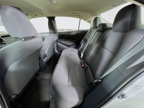 Used 2024 Toyota Corolla LE FWD image 21