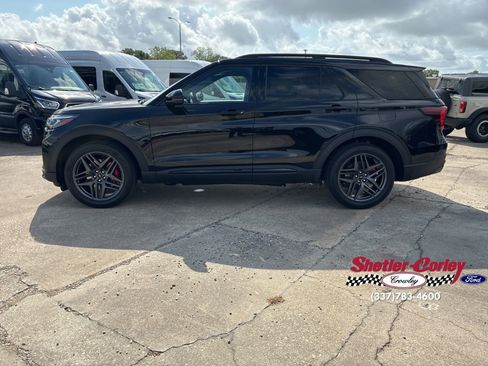 New 2026 Ford Explorer ST RWD image 10